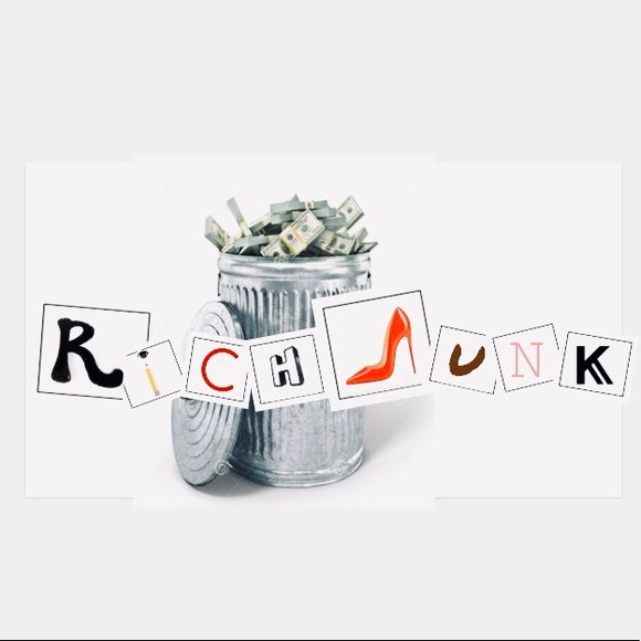 Meet your Posher, Chanelle - Picture 1 of 4